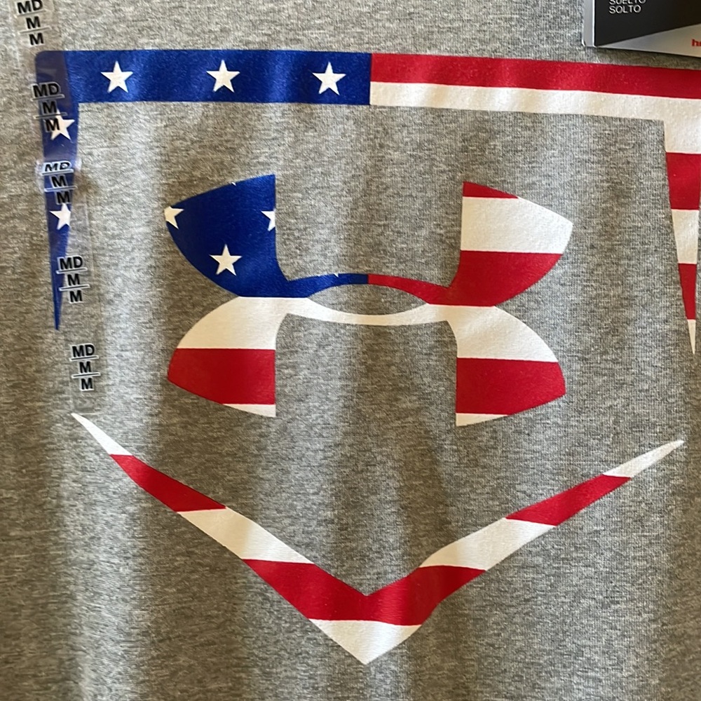 Under Armour mens 3/4 length sleeve. Size medium. Loose fit. NWT - Picture 2 of 4